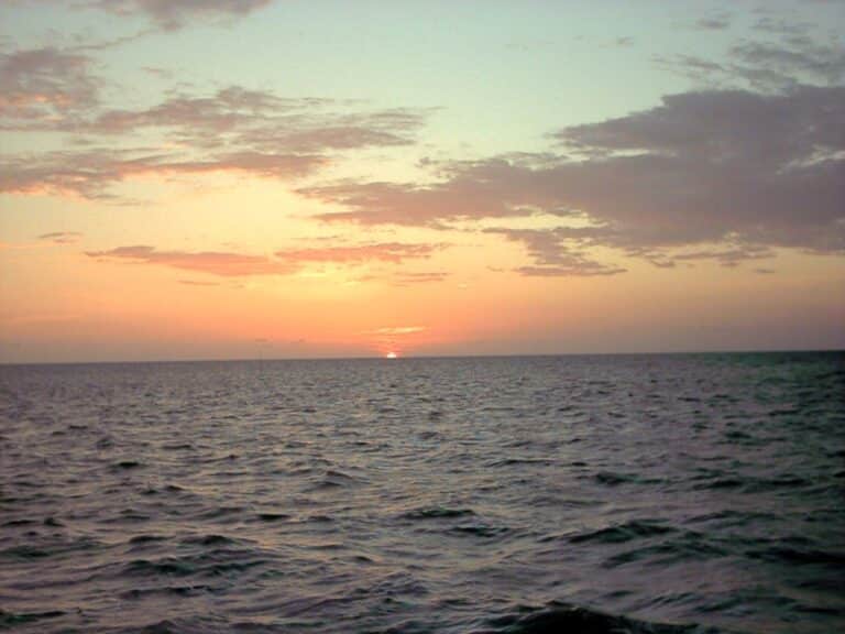 5 Reasons Maghrib Time is Essential in Daily Prayer